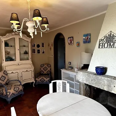 Holiday home Casa Storica Bifora Savoca
